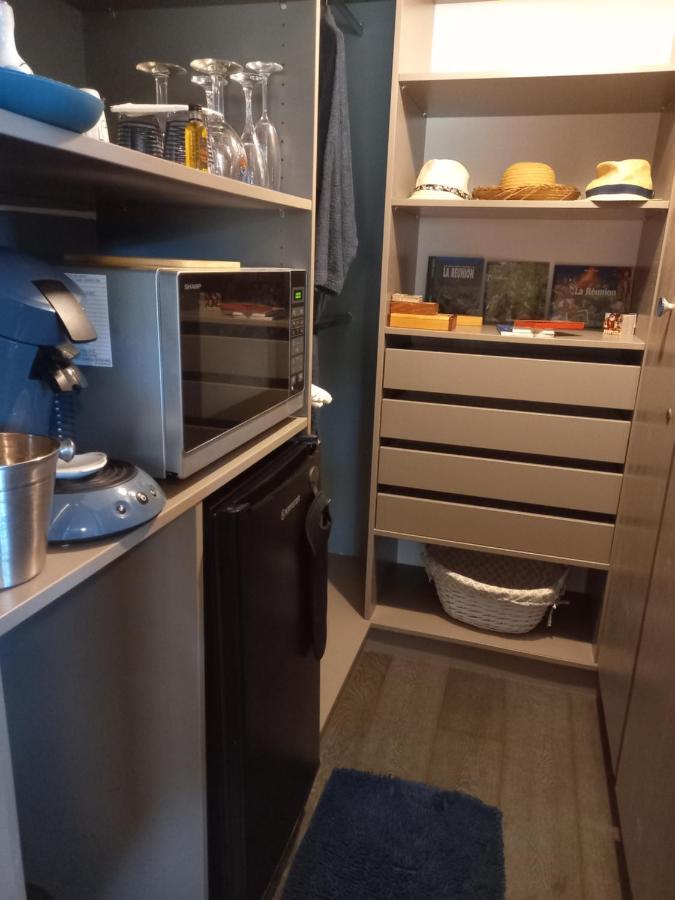 Suite Indigo Jacuzzi Prive Piscine Vue Mer Acces Cuisine Laverie Saint Pierre Eksteriør bilde